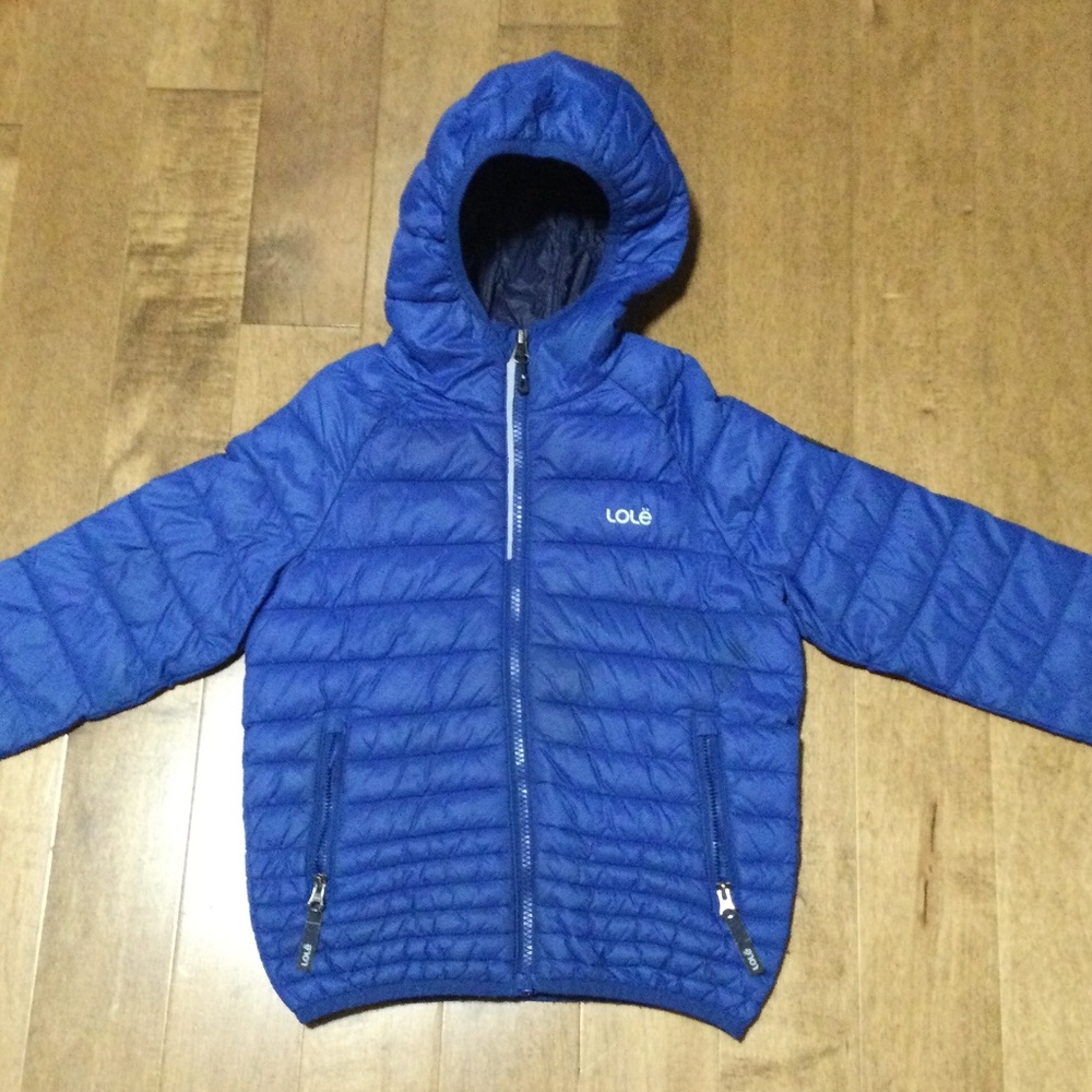 Boys puffer coat. Lole